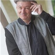 Professeur de théâtre professionnel désireux d'apporter son savoir